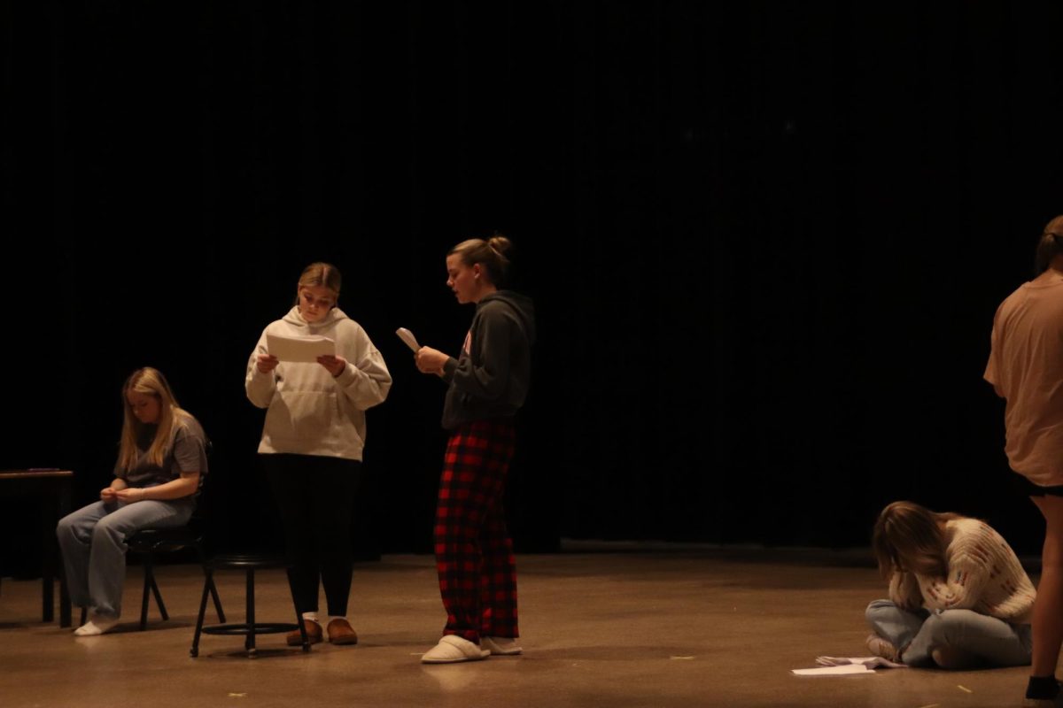 Cast, crew prepare for one-act competition